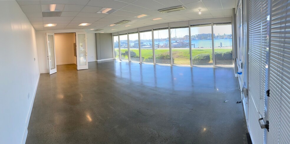 11 Embarcadero West, Oakland, CA for sale - Building Photo - Image 2 of 16