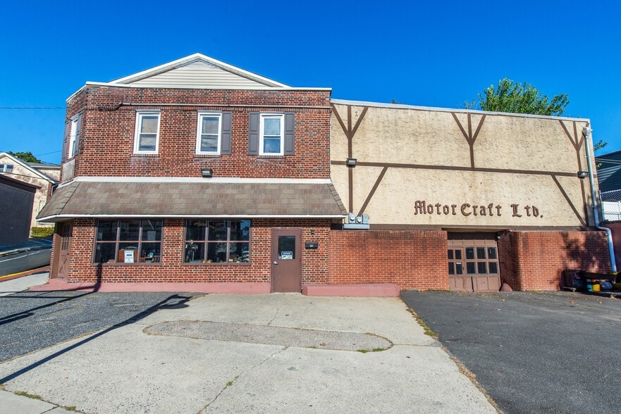 307 Paterson Ave, East Rutherford, NJ for sale - Building Photo - Image 2 of 16