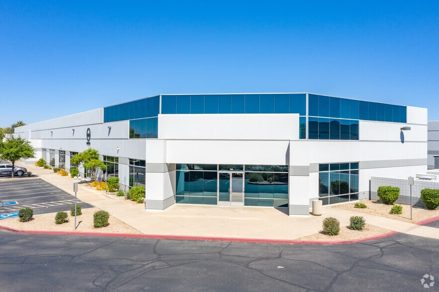 14647 S 50th St, Phoenix, AZ for lease - Building Photo - Image 2 of 7