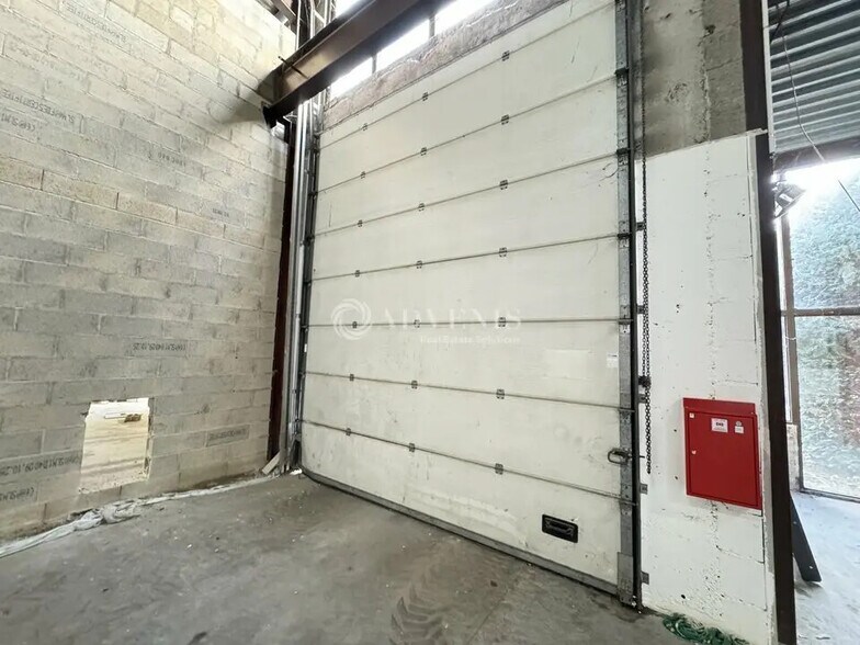 Flex dans Le Thillay à louer - Photo intérieure - Image 3 de 4