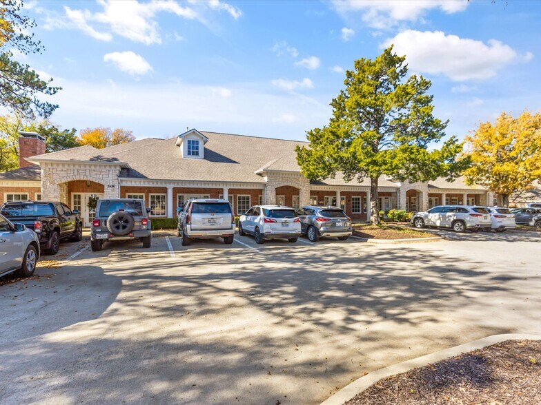 2435 E Southlake Blvd, Southlake, TX à louer - Photo du bâtiment - Image 3 de 14