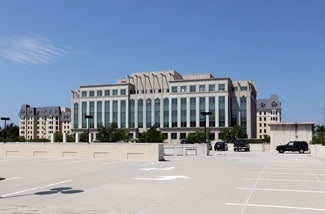 Plus de détails pour 702 King Farm Blvd, Rockville, MD - Bureau à louer