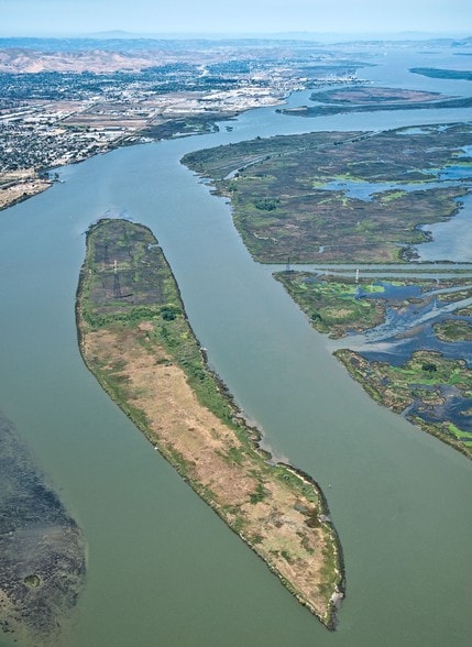 West Island, Rio Vista, CA à vendre - Photo du bâtiment - Image 2 de 3