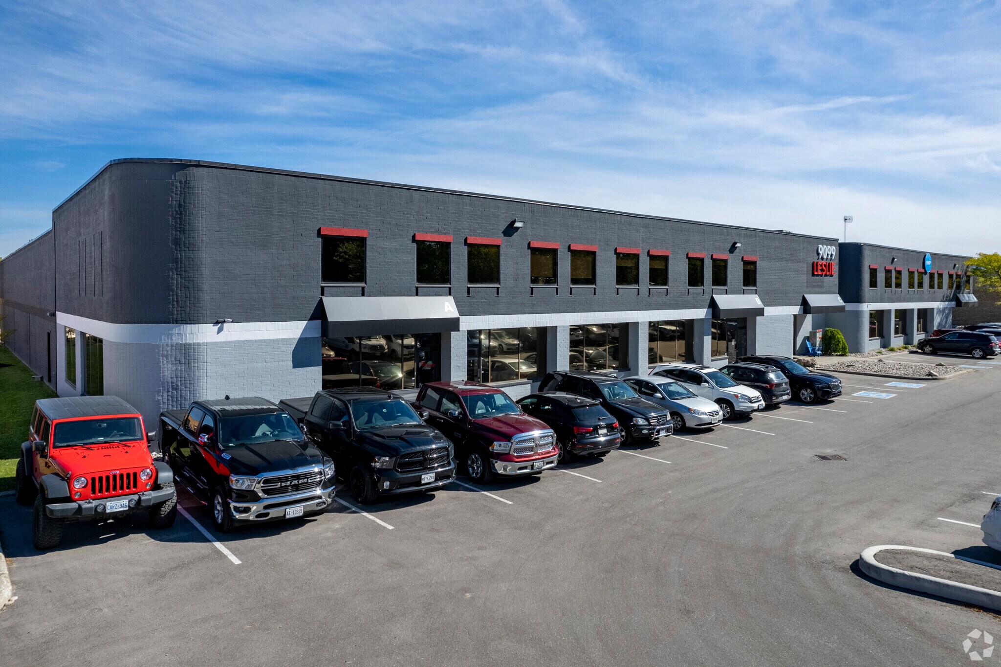 9099 Leslie St, Richmond Hill, ON à vendre Photo principale- Image 1 de 1