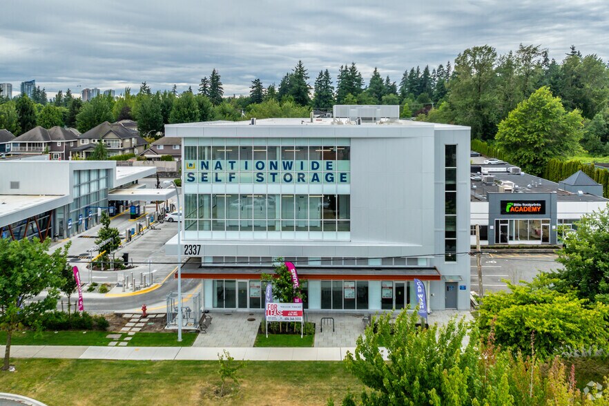 2337 King George Blvd, Surrey, BC à louer - Photo du bâtiment - Image 2 de 3