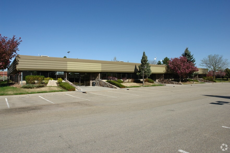 1880 Industrial Cir, Longmont, CO for lease - Primary Photo - Image 3 of 8