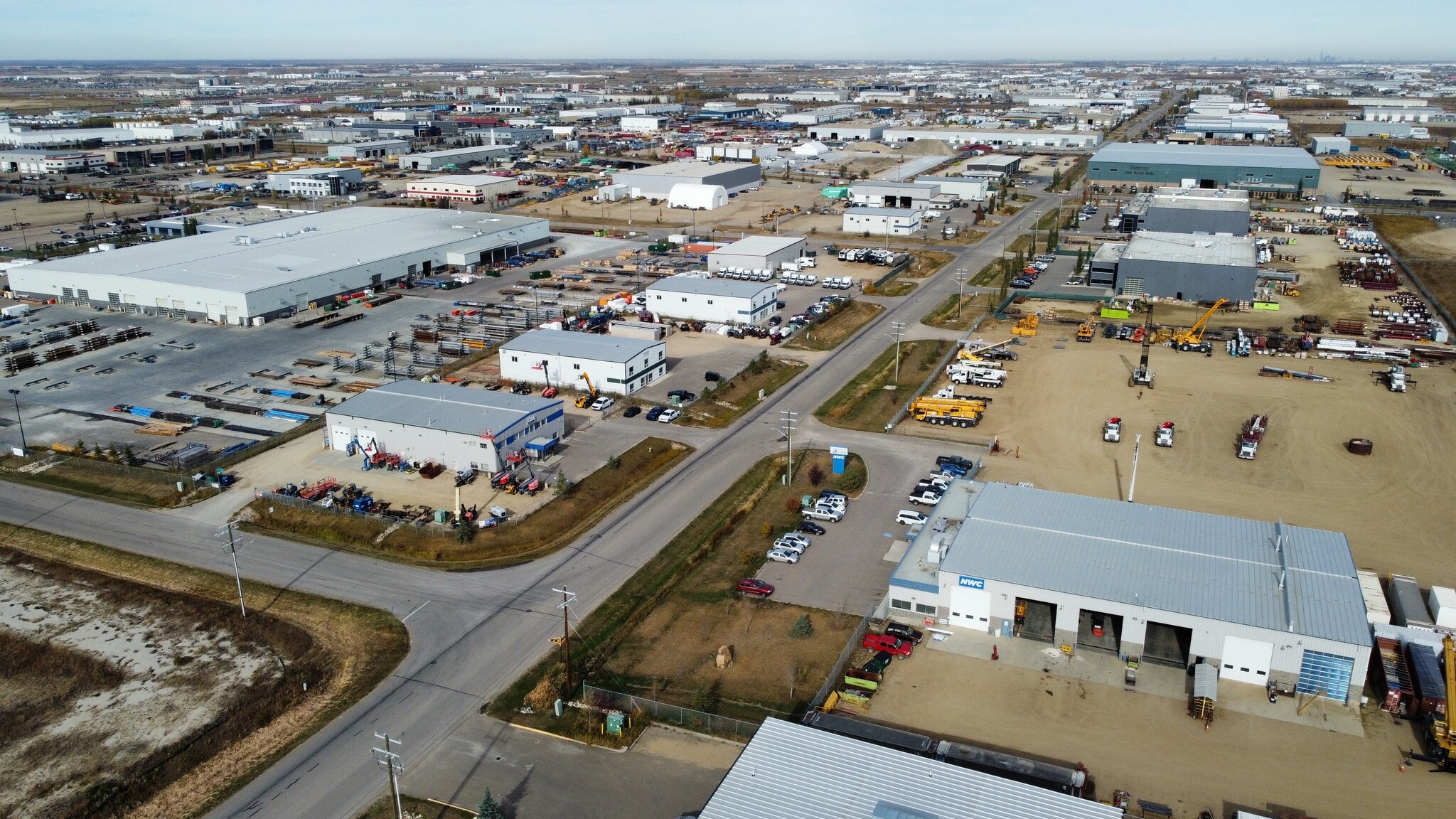 68 Th Avenue And 41 St, Leduc, AB à vendre Photo principale- Image 1 de 6