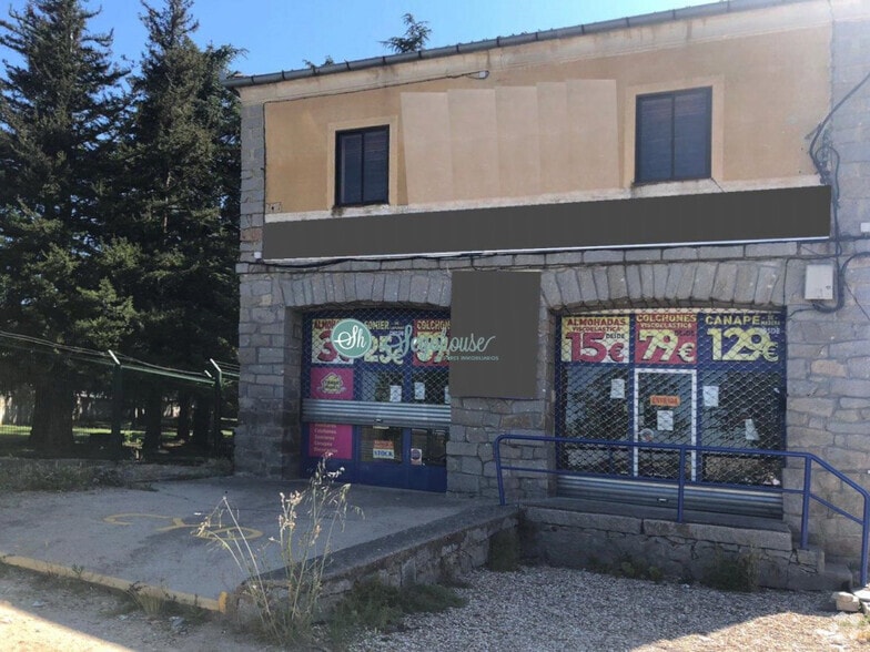 Retail in Segovia, Segovia for lease - Building Photo - Image 2 of 8
