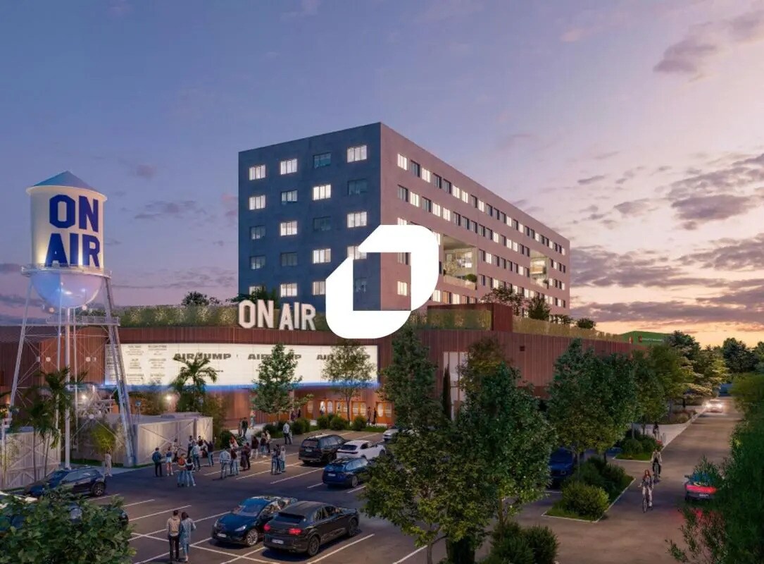 Commerce de détail dans Saint-Sébastien-sur-Loire à louer Photo du bâtiment- Image 1 de 2