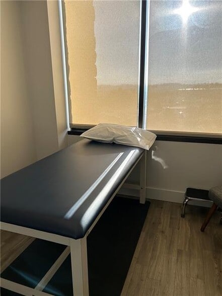 2 Robinson Plz, Pittsburgh, PA à louer - Photo du bâtiment - Image 3 de 5