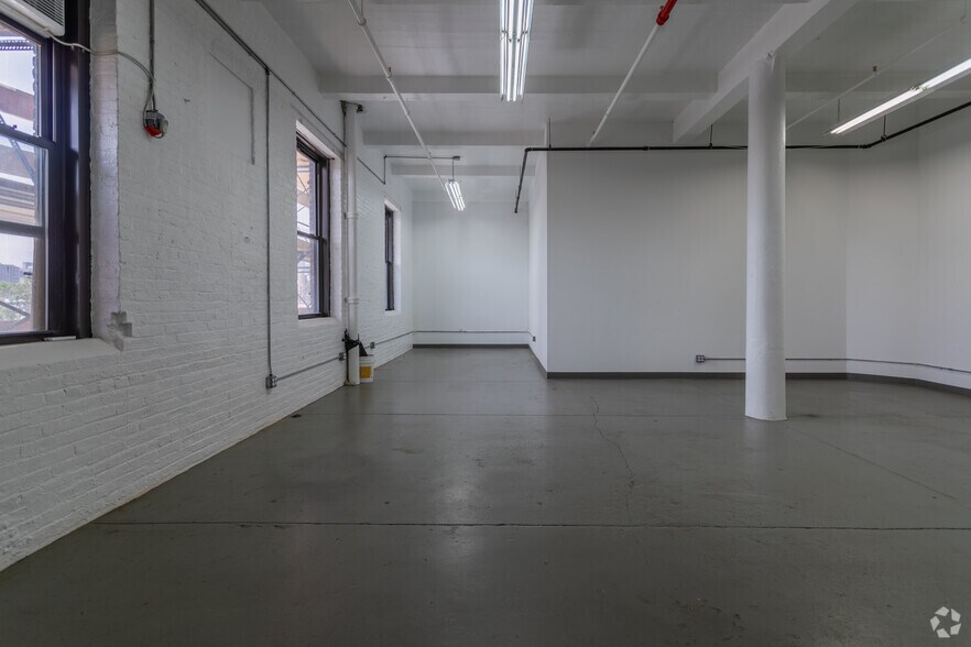 3511 9th St, Long Island City, NY à louer - Photo intérieure - Image 3 de 18