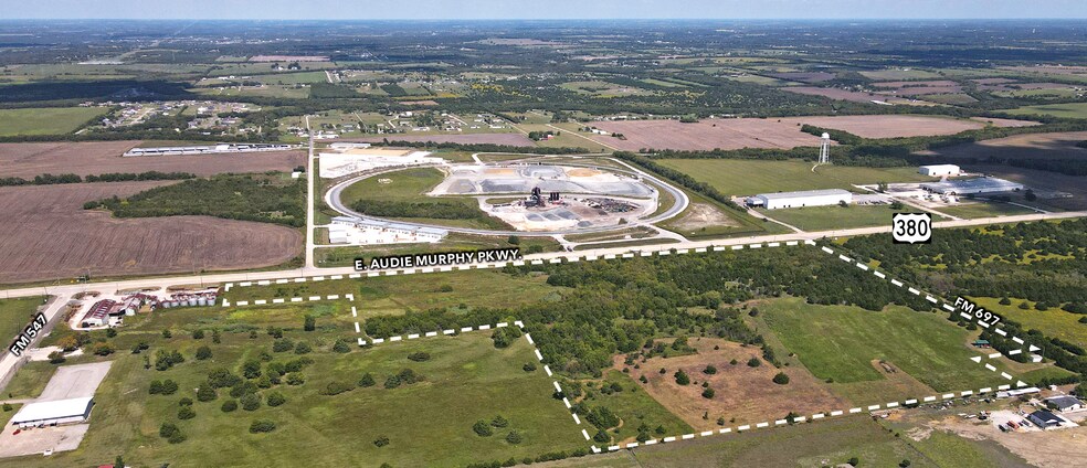 E Audie Murphy Pkwy, Farmersville, TX à vendre - Photo du bâtiment - Image 1 de 9