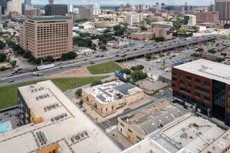 501 N Interstate 35, Austin, TX - AERIAL map view