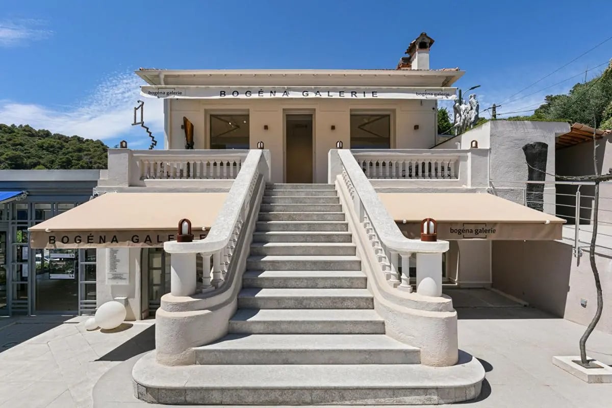 Retail in Saint-Paul-de-Vence for sale Building Photo- Image 1 of 6