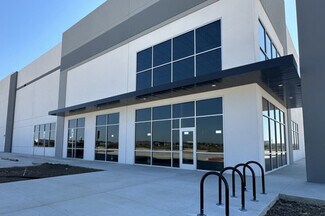 Plus de détails pour Freeport Rd, Von Ormy, TX - Industriel à louer