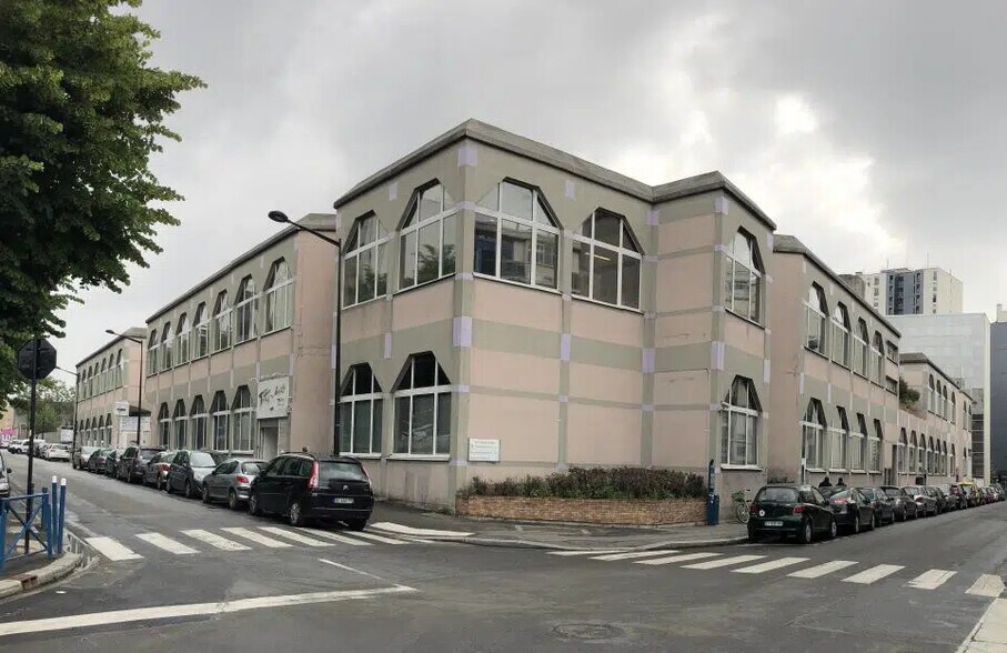 Industriel dans Aubervilliers à louer - Photo du bâtiment - Image 2 de 10