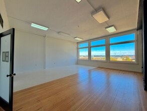 740-744 Broadway, Tacoma, WA for lease Interior Photo- Image 1 of 15