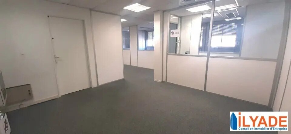 5 Rue Charles Duchesne, Aix-en-Provence à louer - Photo du bâtiment - Image 3 de 21