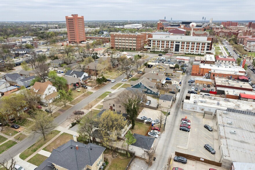 740 Deans Row Ave, Norman, OK à vendre - Photo du bâtiment - Image 3 de 41