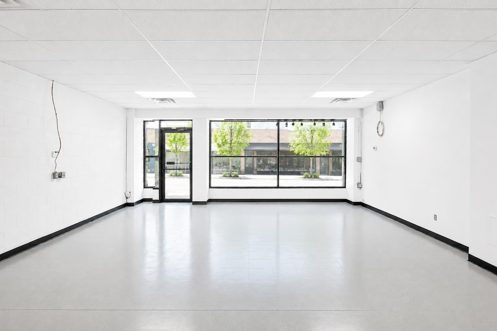 2788 Granville St, Vancouver, BC for lease Interior Photo- Image 1 of 4