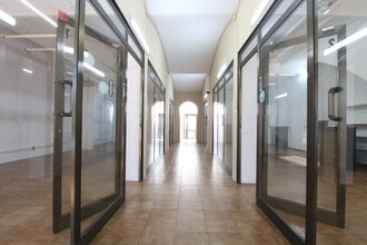 Retail in Olesa de Montserrat, Barcelona for lease Interior Photo- Image 1 of 17