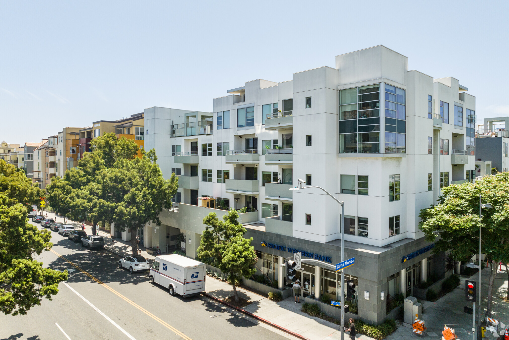 1410 5th St, Santa Monica, CA for lease Primary Photo- Image 1 of 62