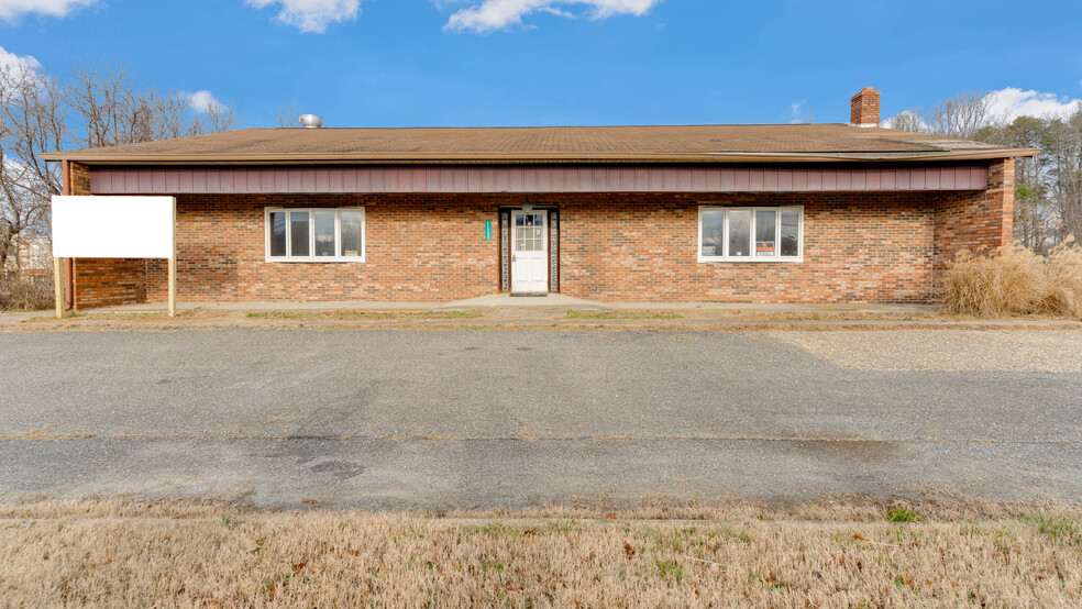 11735 Hg Trueman Rd, Lusby, MD à vendre - Photo principale - Image 1 de 27