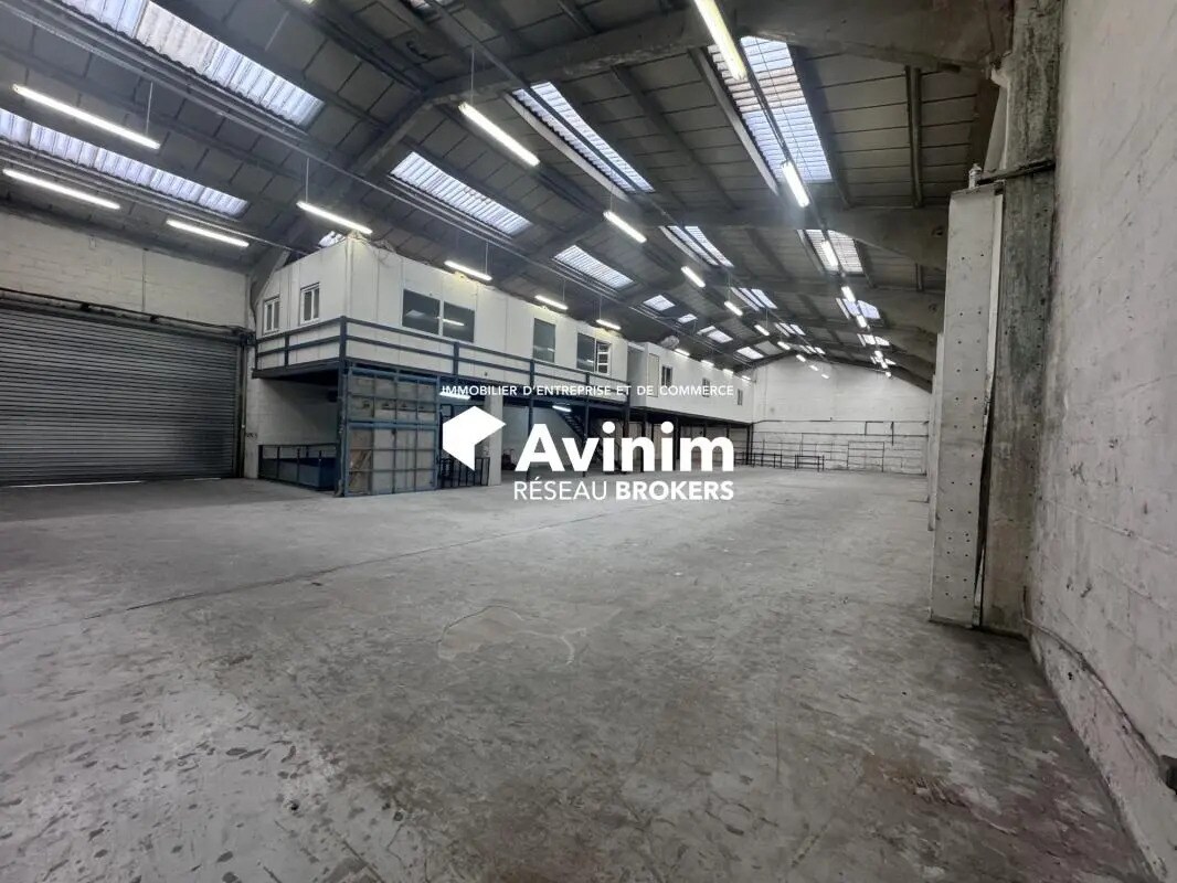 Industrial in Pantin for lease Interior Photo- Image 1 of 10