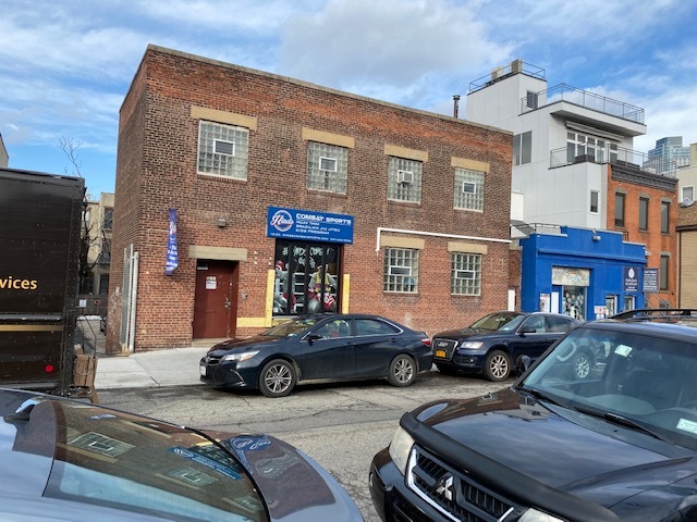 10-25 48th Ave, Long Island City, NY for lease Building Photo- Image 1 of 1