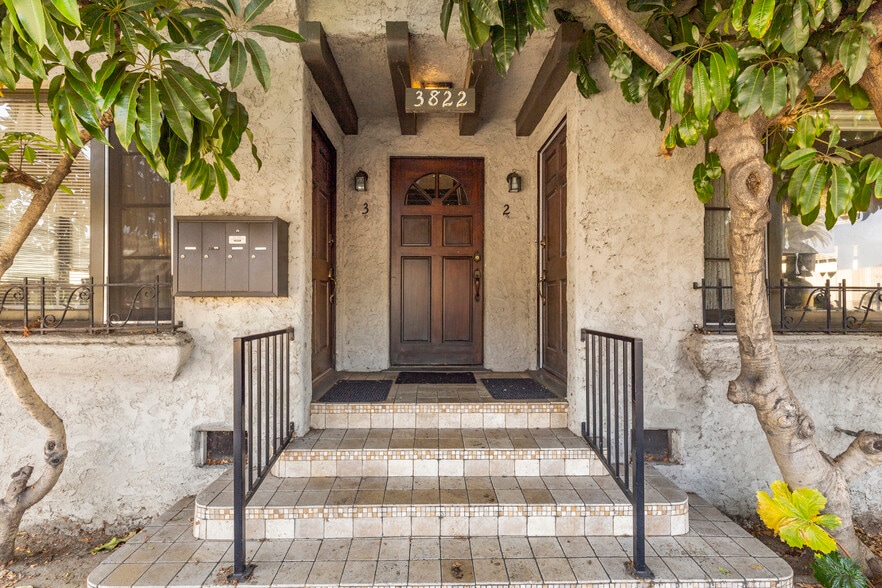 3822 E 7th St, Long Beach, CA for sale - Building Photo - Image 3 of 29