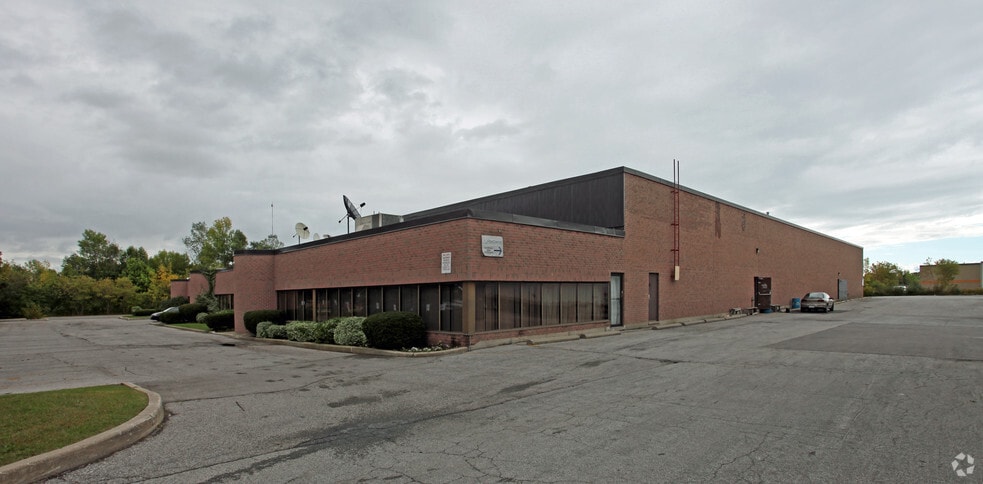 291-293 Clements Rd W, Ajax, ON for lease - Building Photo - Image 2 of 2