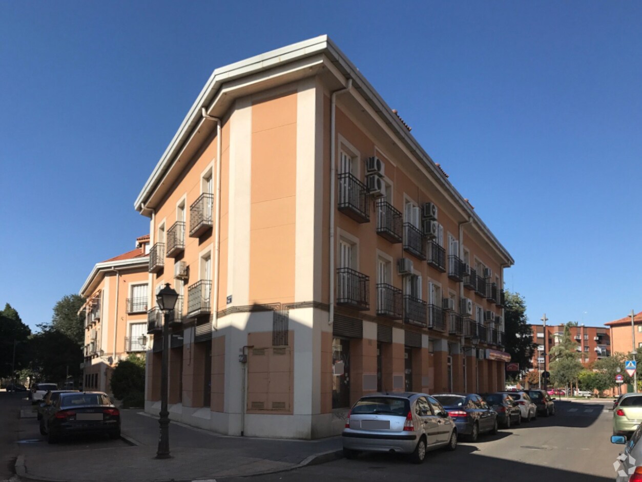 Calle Aves, 6, Aranjuez, Madrid for sale Primary Photo- Image 1 of 2