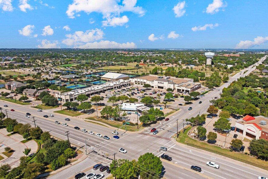 100 W Southlake Blvd, Southlake, TX à louer - Photo du bâtiment - Image 2 de 4