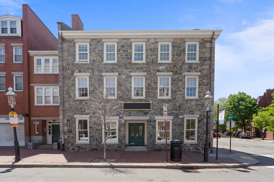 90-92 Main St, Charlestown, MA à vendre - Photo du bâtiment - Image 1 de 1