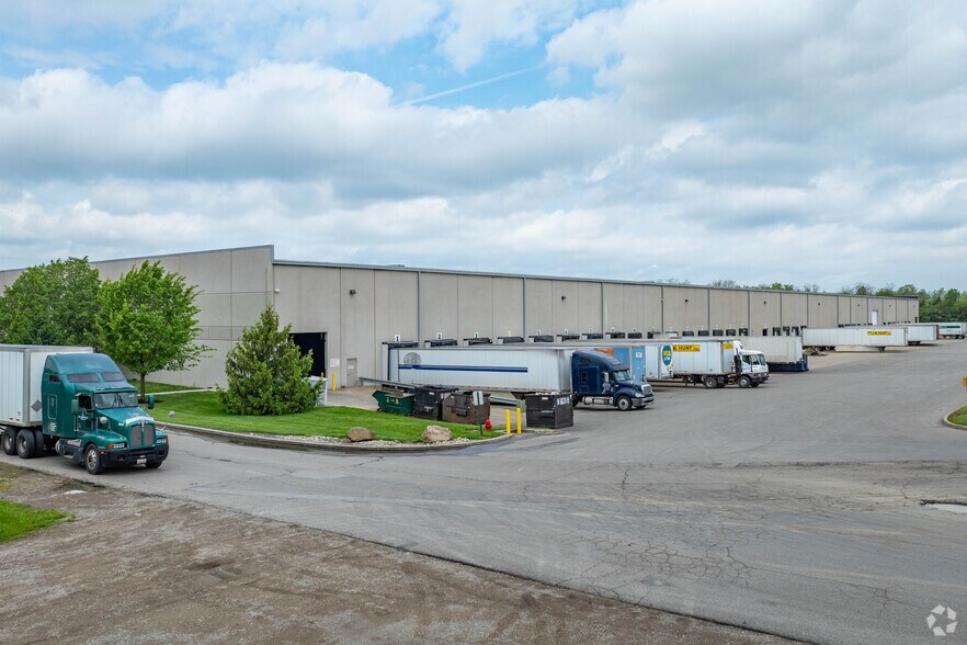 4438 Muhlhauser Rd, West Chester, OH à louer - Photo du bâtiment - Image 3 de 13