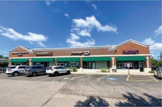 702-750 S Randall Rd, Algonquin, IL à louer Photo du bâtiment- Image 2 de 6