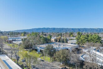 1244 Quarry Ln, Pleasanton, CA - AÉRIEN  Vue de la carte - Image1