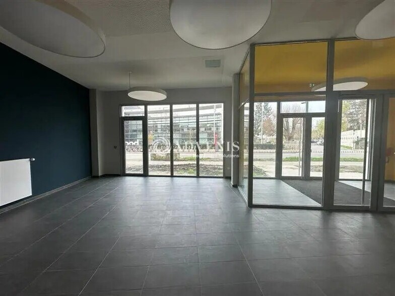 Bureau dans VILLENEUVE-D'ASCQ à louer - Hall d’entrée - Image 2 de 6