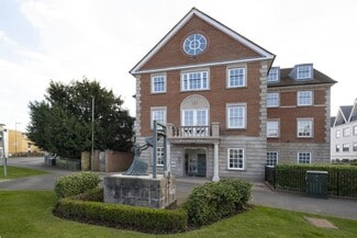 Plus de détails pour 124 Bridge Rd, Chertsey - Bureau à louer