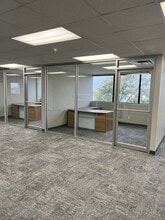 12425 28th St N, Saint Petersburg, FL for lease Interior Photo- Image 1 of 14