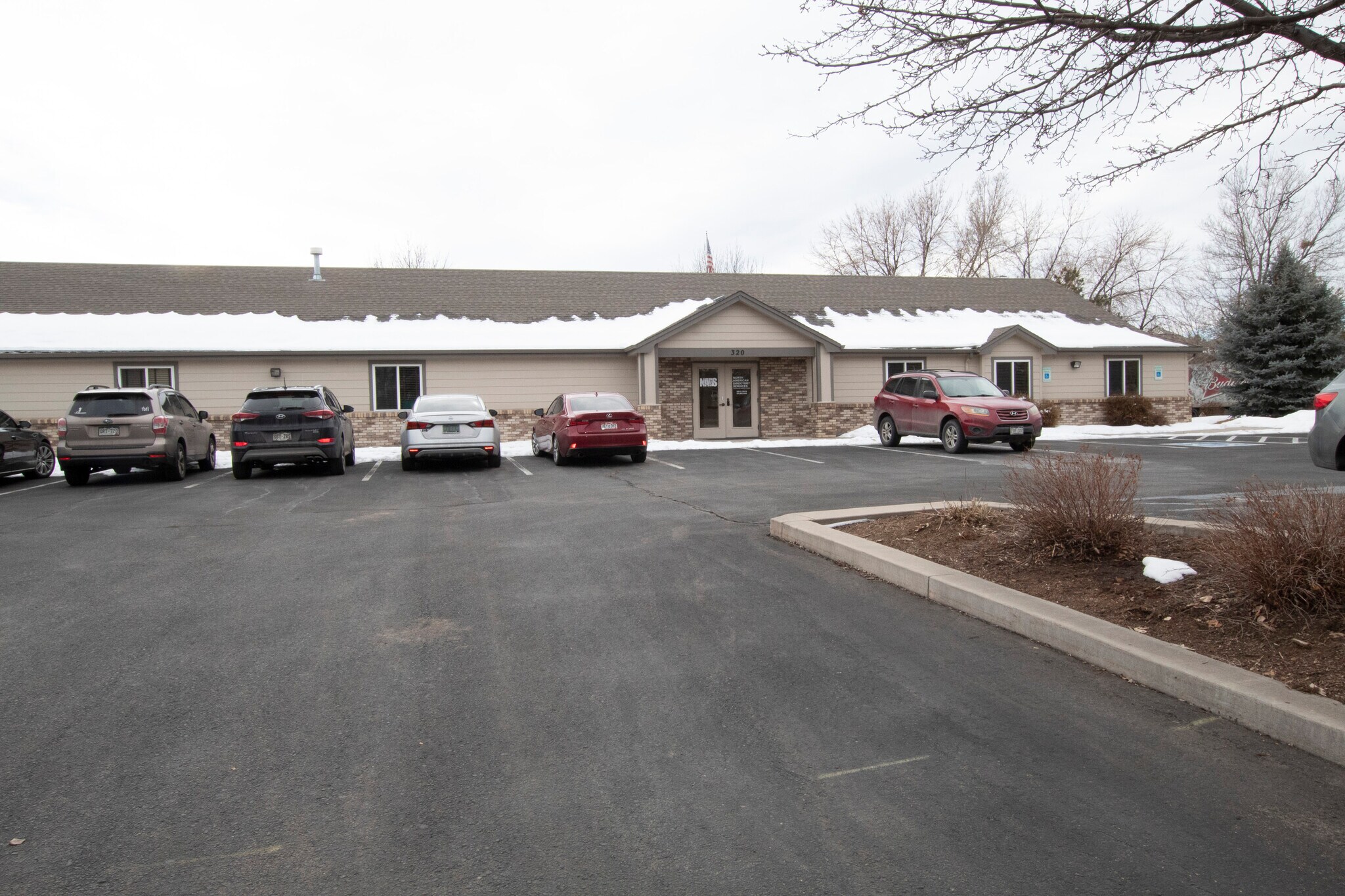 320 E 27th St, Loveland, CO for sale Primary Photo- Image 1 of 11