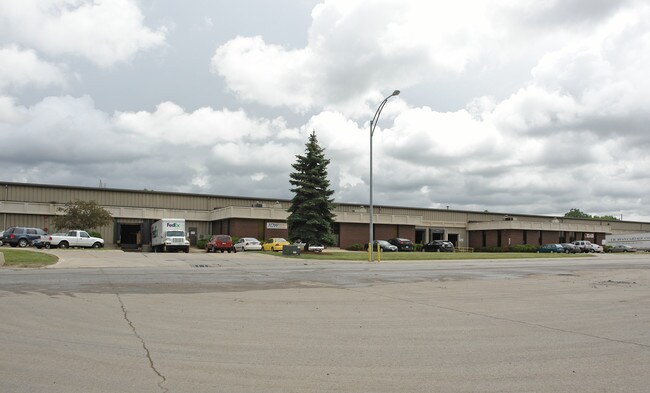 More details for 990-998 Valley Belt Rd, Brooklyn Heights, OH - Industrial for Lease