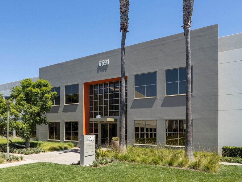 46 Discovery, Irvine, CA for lease - Building Photo - Image 2 of 76