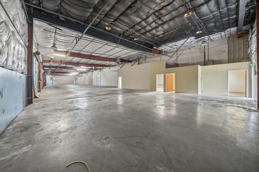 3230 Riverside Ave, Paso Robles, CA à louer - Photo du bâtiment - Image 3 de 22
