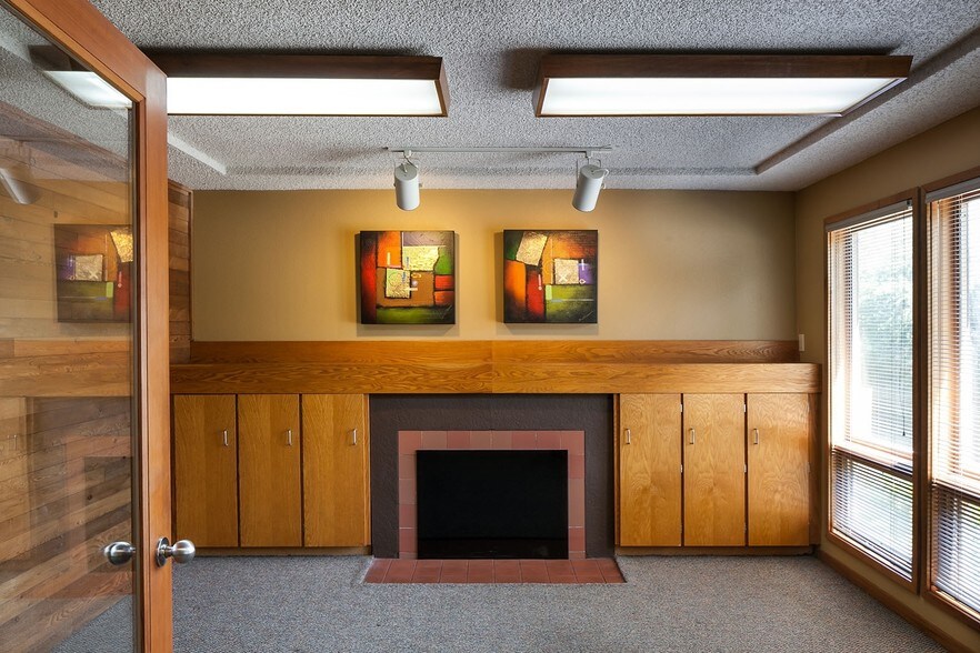 1270 SW Parrish St, Lake Oswego, OR à louer - Photo intérieure - Image 2 de 9