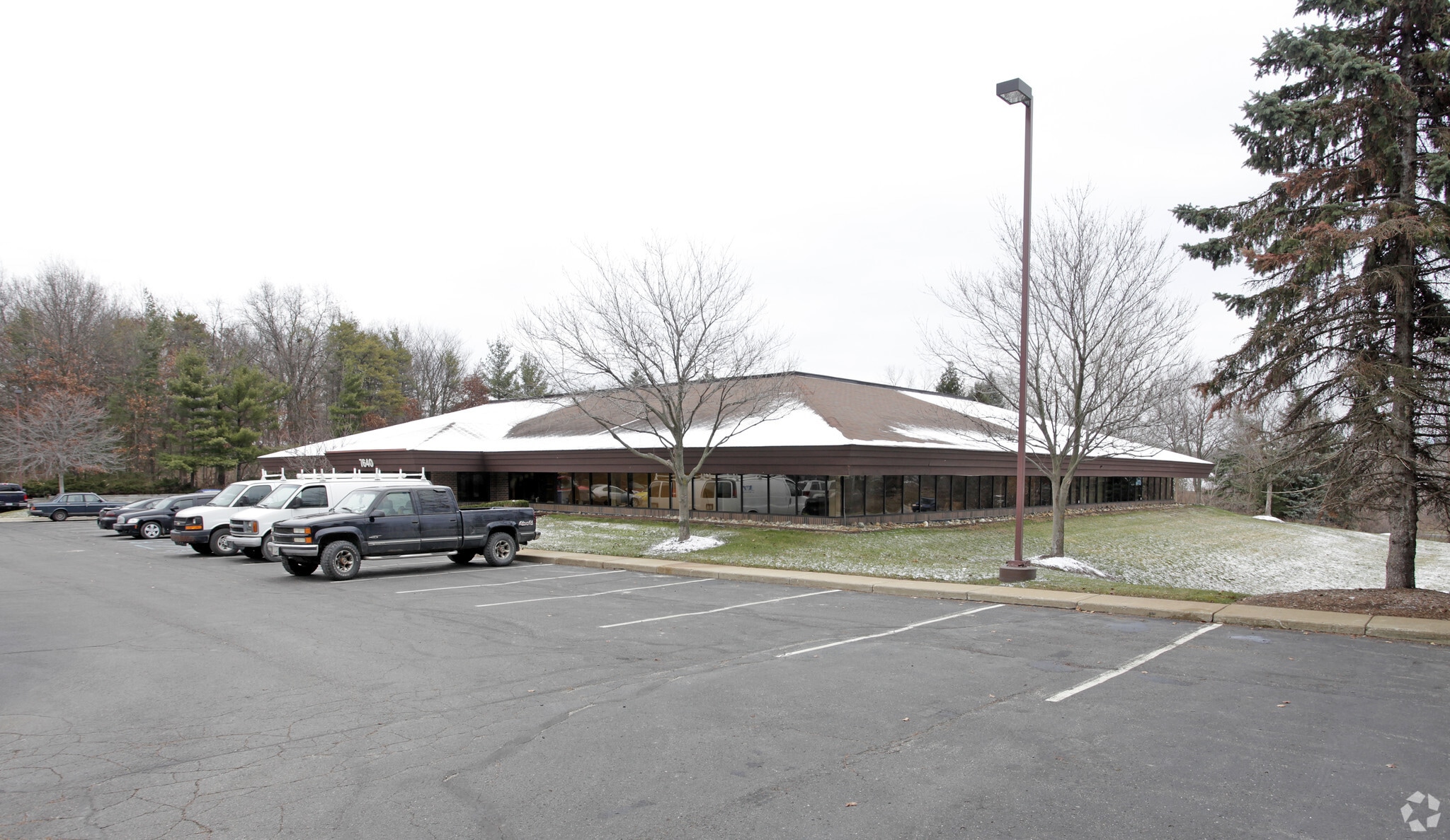 7640 Dixie Hwy, Village of Clarkston, MI for sale Building Photo- Image 1 of 4