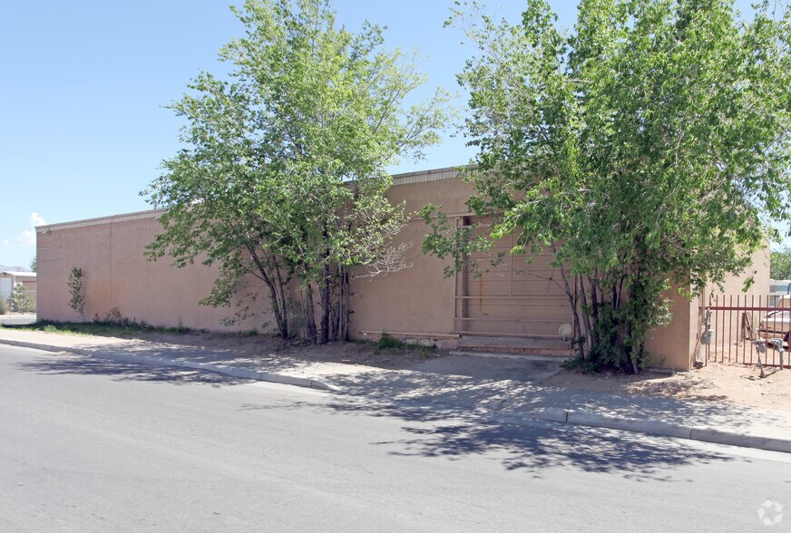 301 Indiana St SE, Albuquerque, NM à louer - Photo du bâtiment - Image 3 de 4