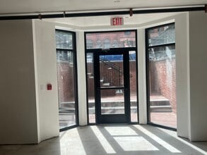 169 Newbury St, Boston, MA for lease Interior Photo- Image 2 of 3