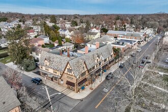 90 Forest Ave, Locust Valley, NY - Aerial  map view
