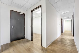11600 Wilshire Blvd, Los Angeles, CA for lease Interior Photo- Image 1 of 6